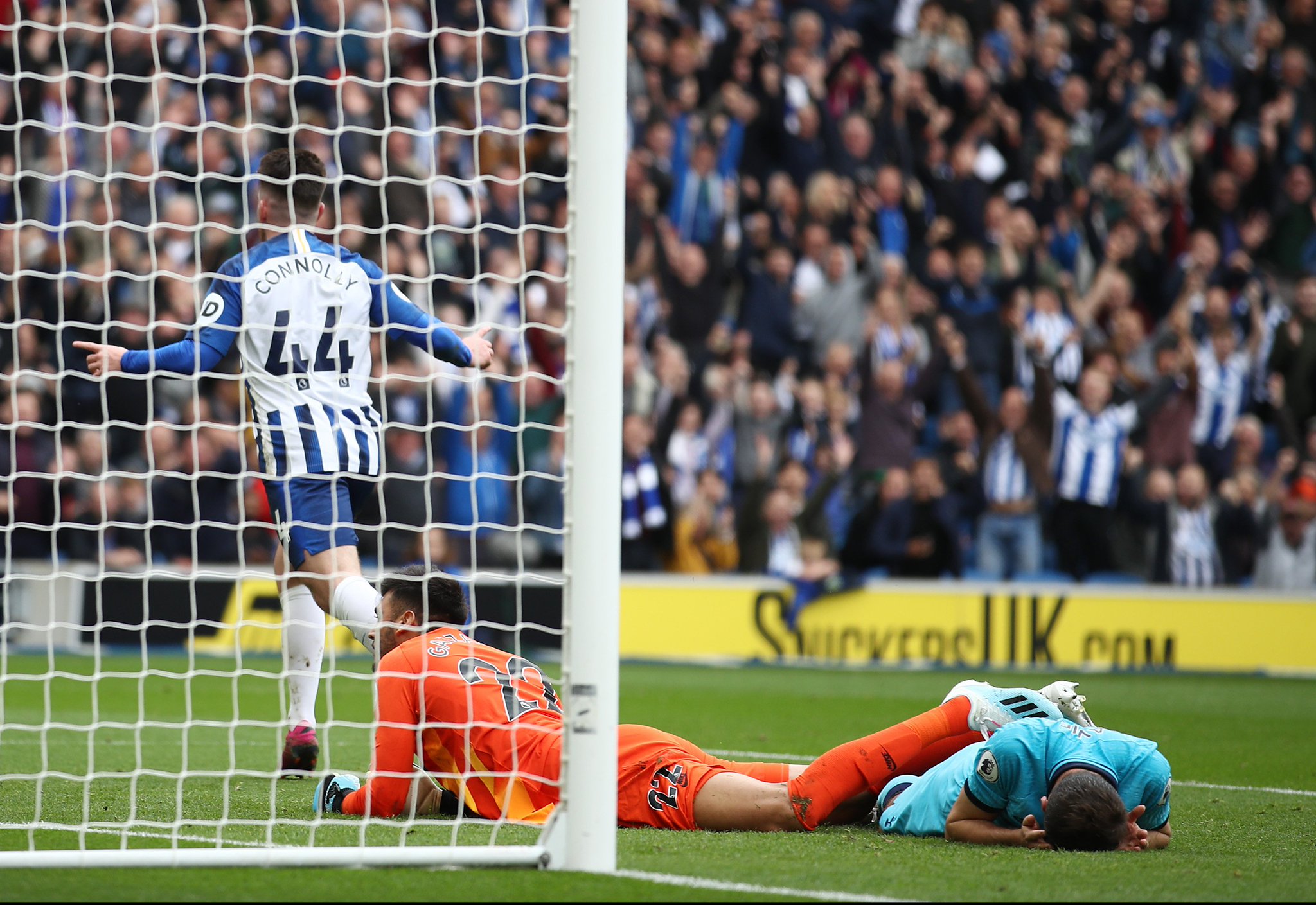 常由三名后 常由三名后