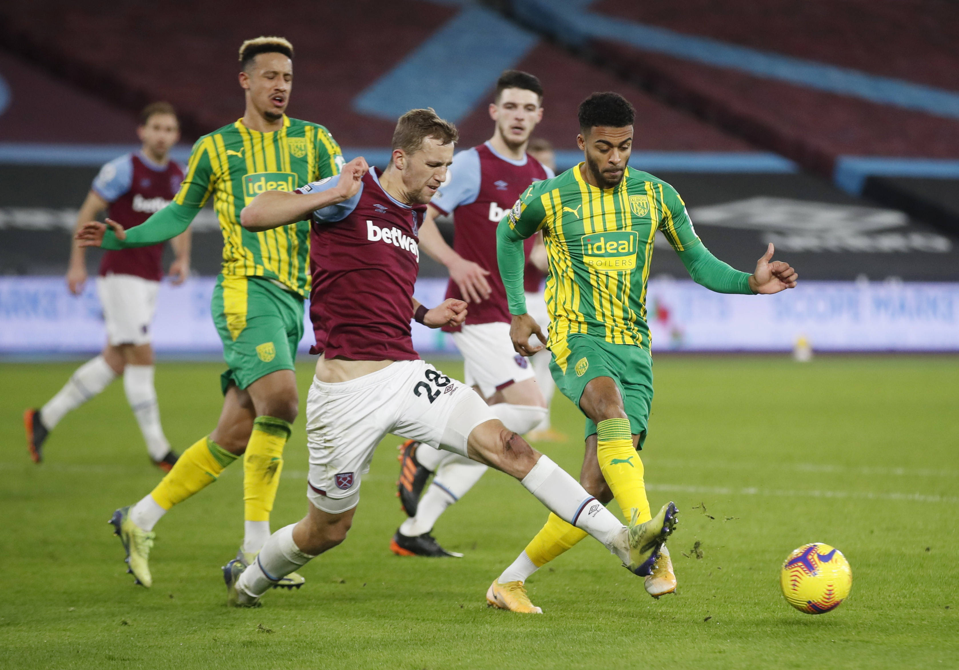 陷入低迷的 陷入低迷的